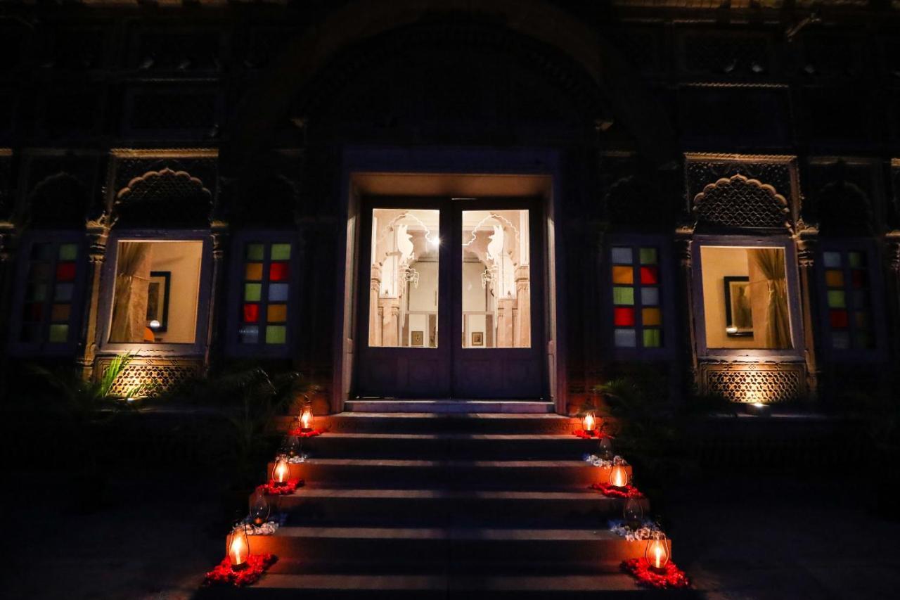 Welcomheritage Bal Samand Lake Palace Jodhpur  Ngoại thất bức ảnh